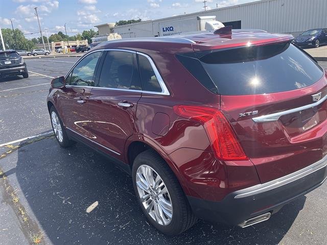Used 2017 RED PASSION TINTCOAT Cadillac Premium Luxury FWD image 5