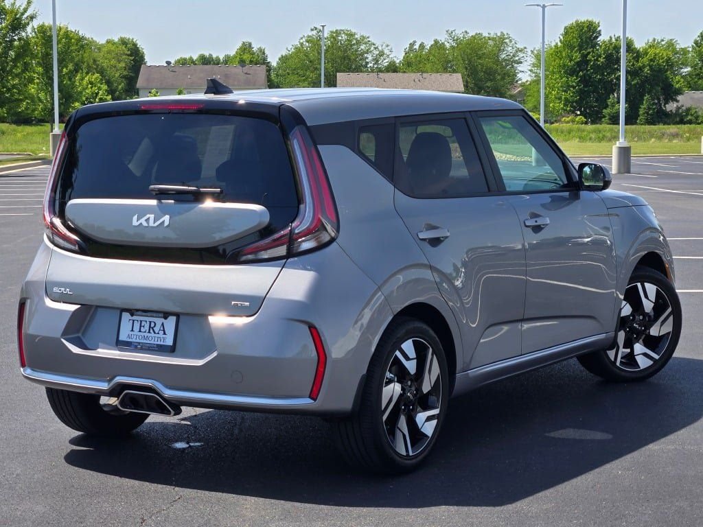 Certified Used 2025 Steel Gray Kia GT-Line image 11