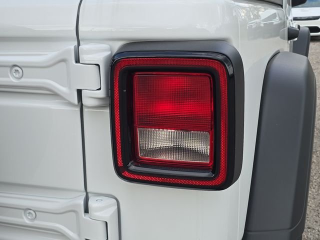 New 2026 Bright White Clearcoat Jeep Sport S image 8