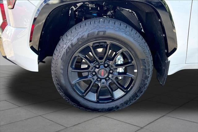 Certified Used 2026 WIND CHILL PEARL Toyota  image 10