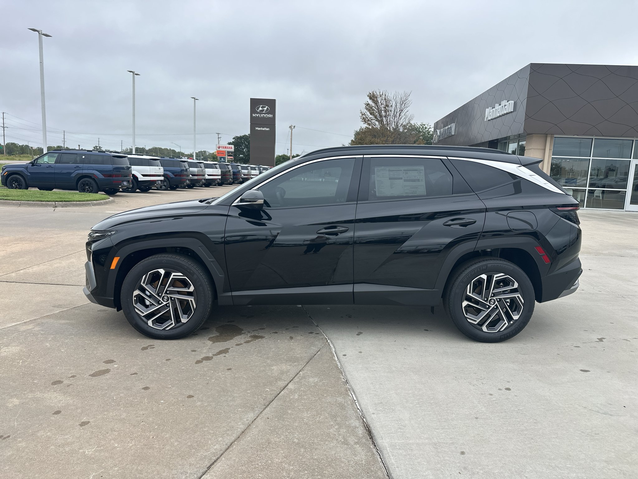 2026 Hyundai Tucson Limited - Photo 9