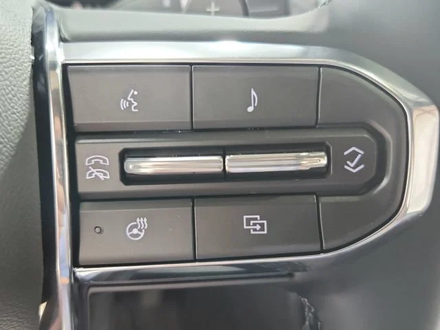 New 2026 Sterling Metallic GMC Elevation image 23