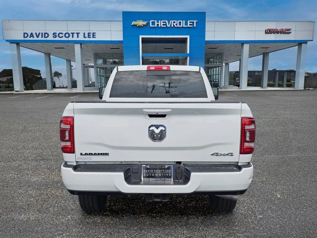 Used 2024  Ram Laramie image 13