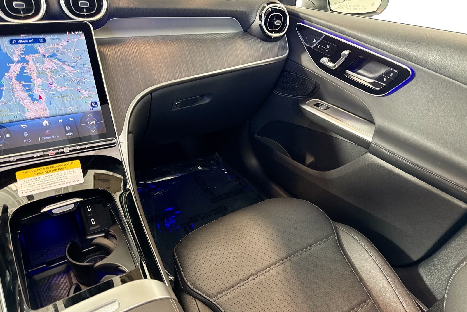 New 2026 Polar White Mercedes-Benz GLC 300 image 21