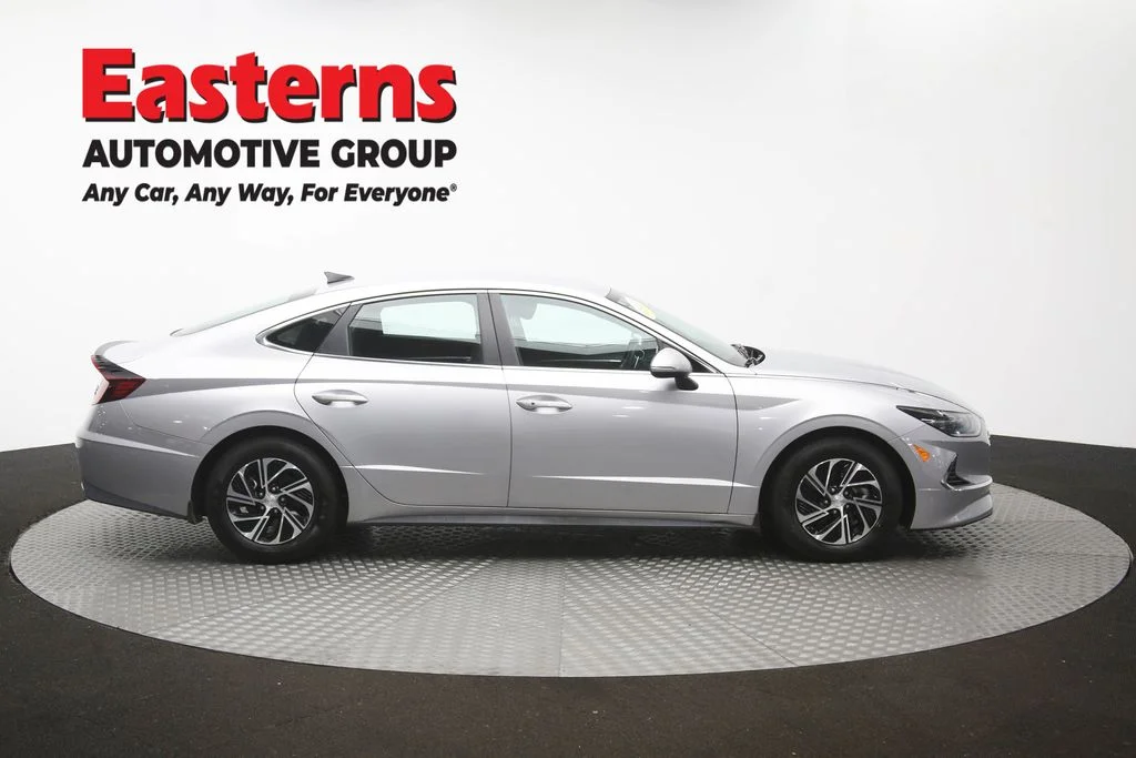 Used 2023 Silver Hyundai Blue image 47