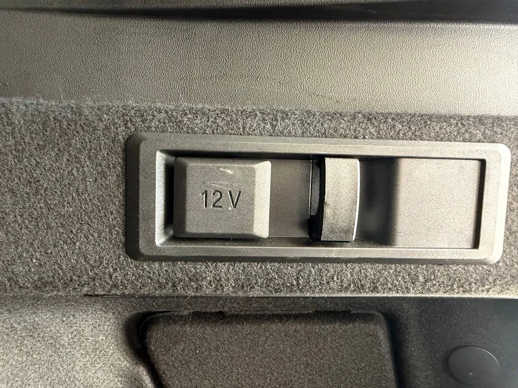Used 2026 Black BMW M50 xDrive image 37