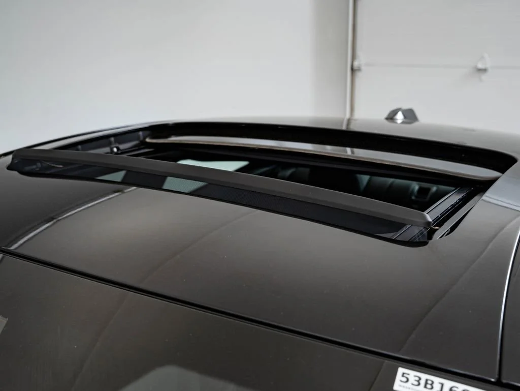 New 2027 Black Sapphire Metallic BMW M440i xDrive image 29