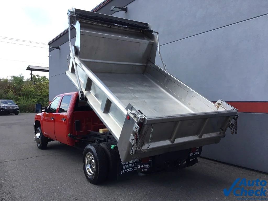 Used 2013 Red Chevrolet Work Truck image 7