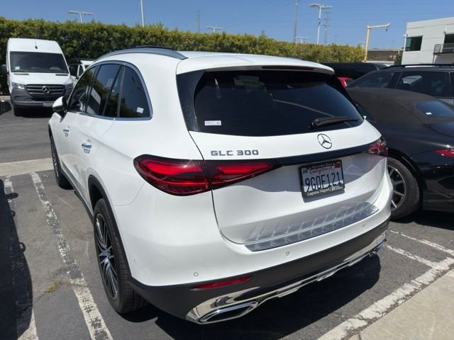 Certified Used 2023 White Mercedes-Benz GLC 300 image 7
