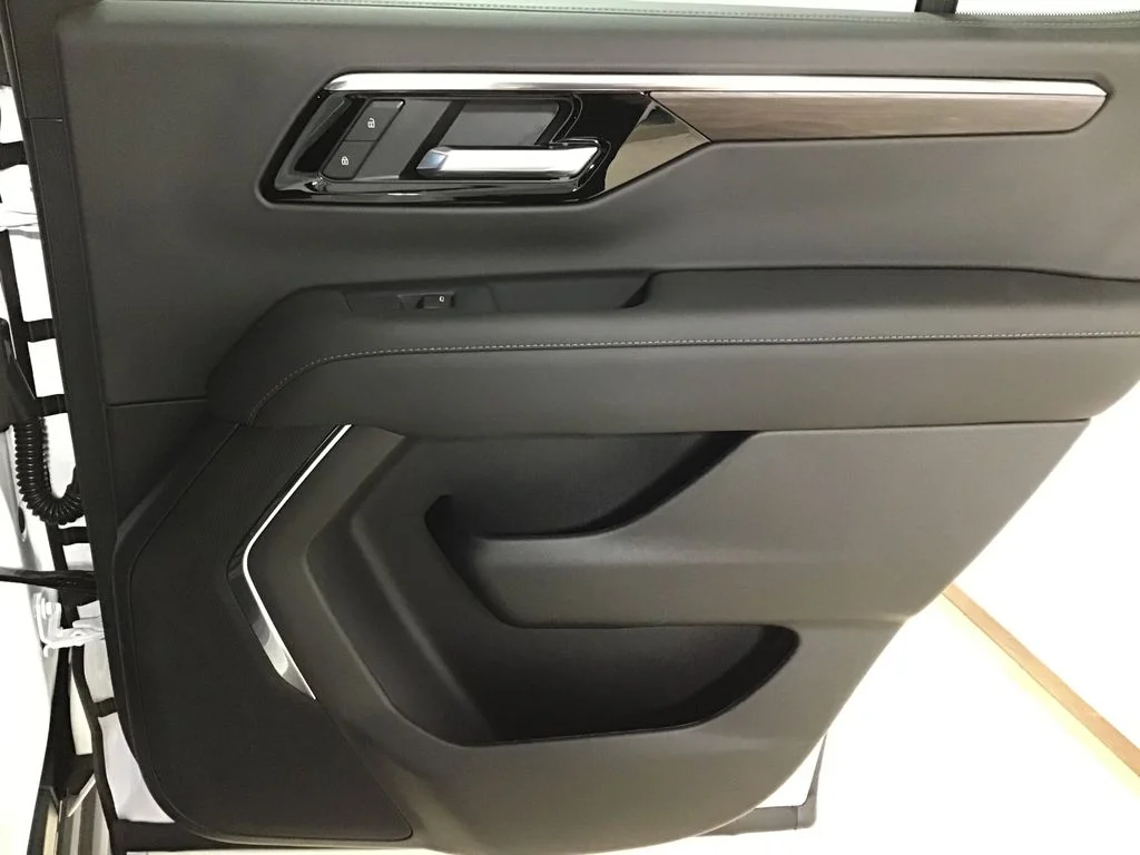 2026 Chevrolet Tahoe LS - Photo 10