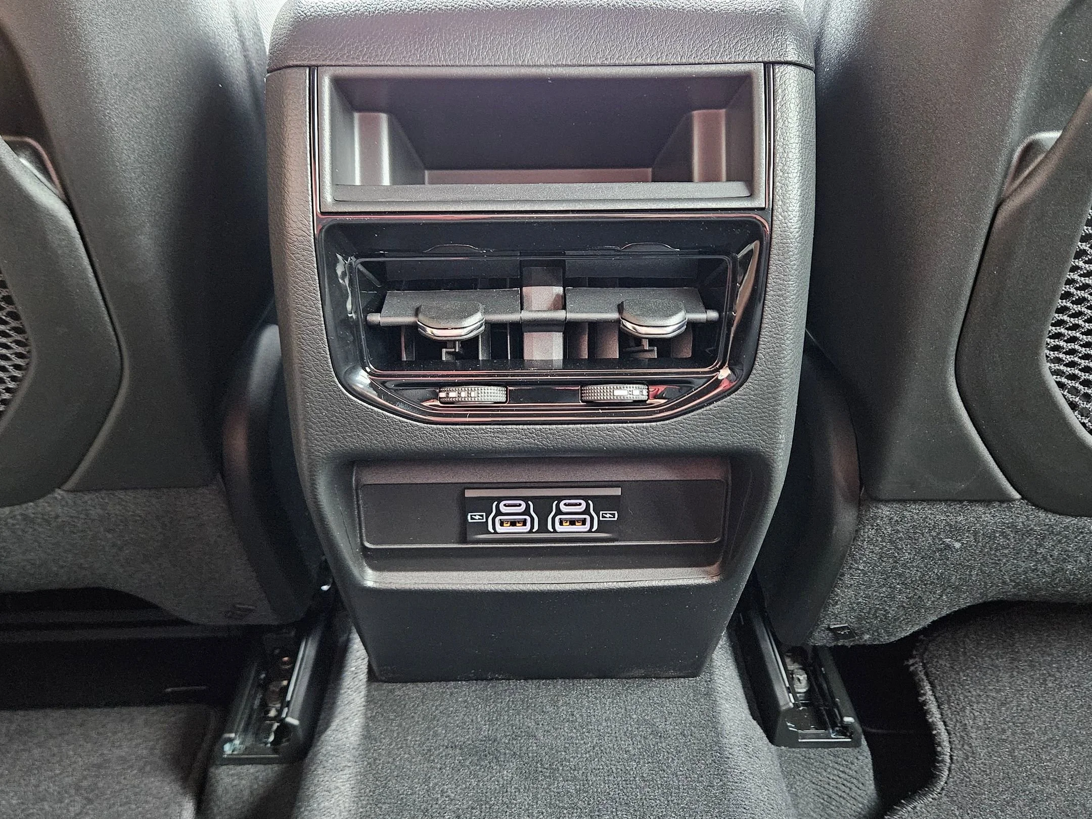 2026 Jeep Grand Cherokee Laredo - Photo 24