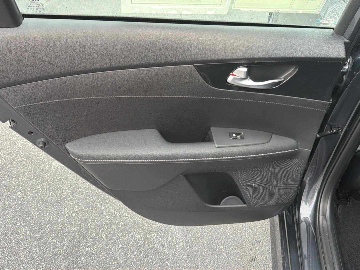 Used 2024 Gravity Gray Kia GT-Line image 17