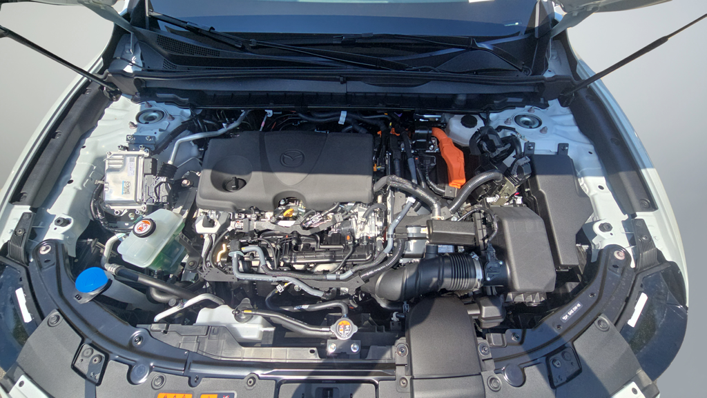 New 2026 Wind Chill Pearl Mazda Premium image 37