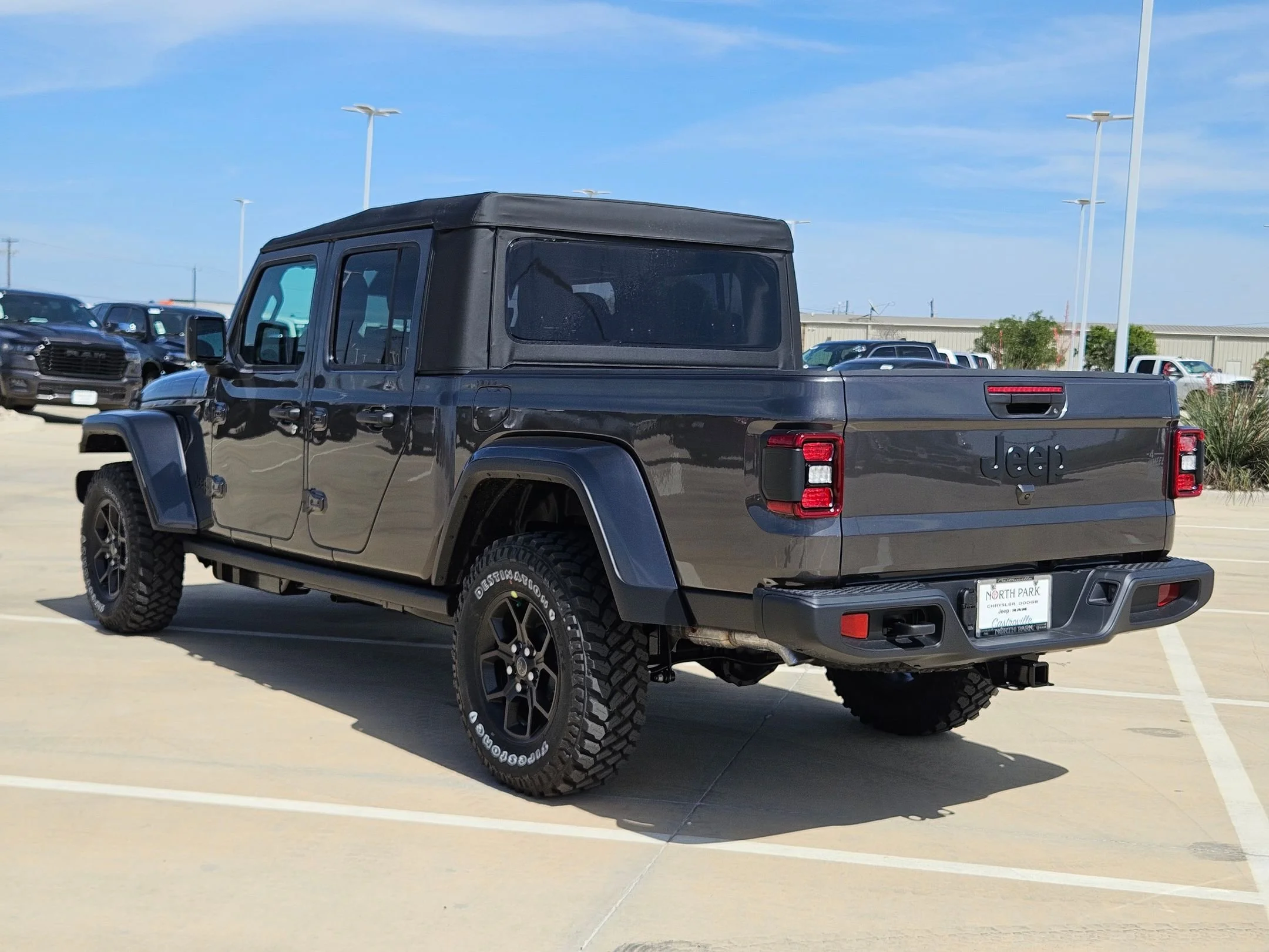 New 2026 Granite Crystal Metallic Clear-Coat Exterior Paint Jeep Willys image 5
