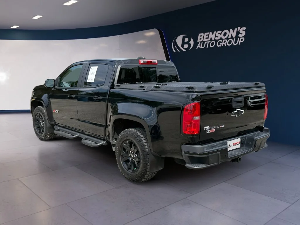 Used 2019 Black Chevrolet Z71 image 3