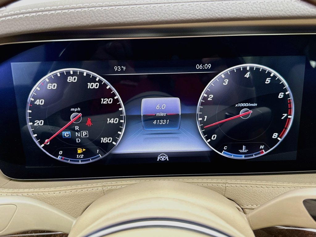 Used 2018  Mercedes-Benz S 450 image 33