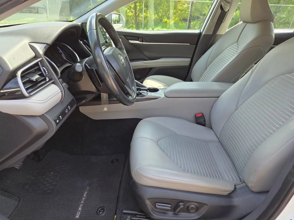 Certified Used 2023 White Toyota SE image 24