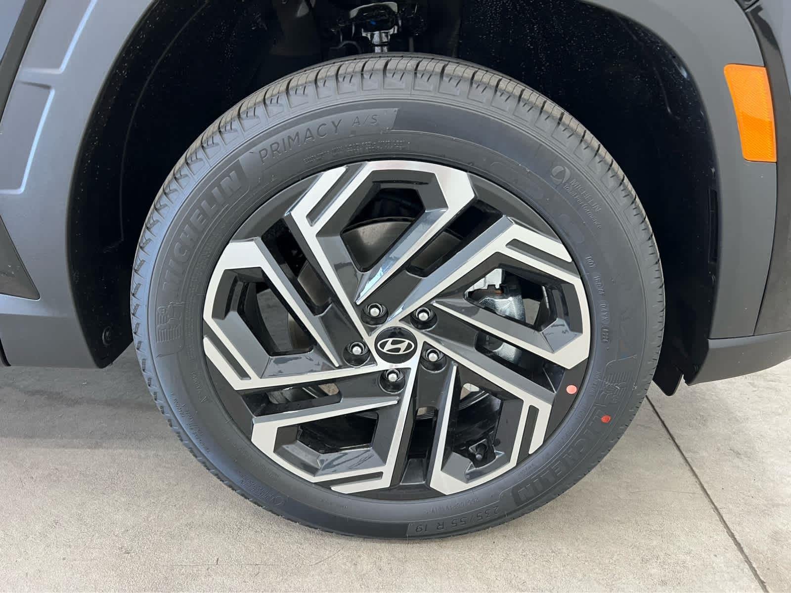 New 2026 Phantom Black Hyundai Limited AWD image 8