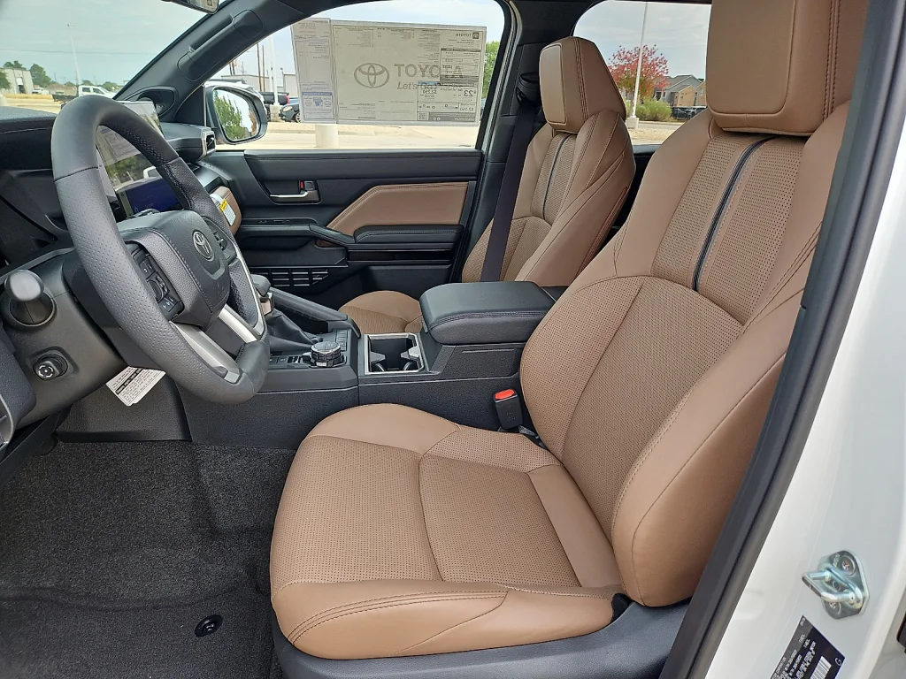 New 2026 Wind Chill Pear Toyota Limited image 7