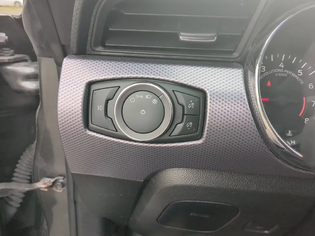 Used 2017 Gray Ford EcoBoost image 27