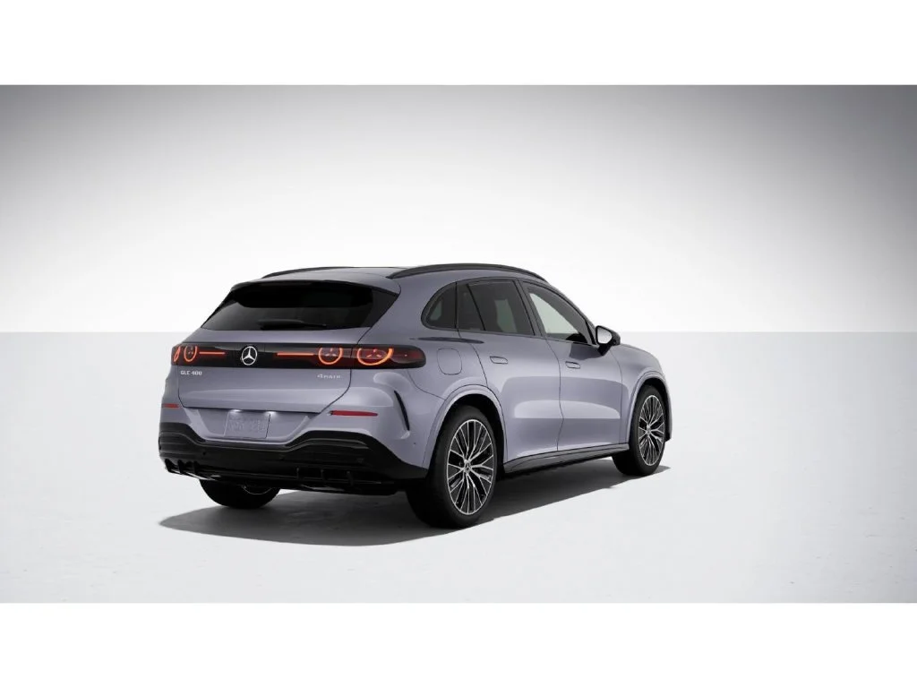 New 2027 Silver Mercedes-Benz GLC 400 image 22