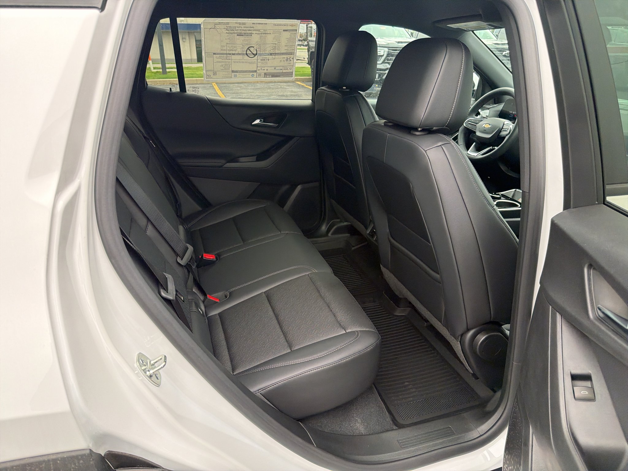 2027 Chevrolet Equinox LT - Photo 25