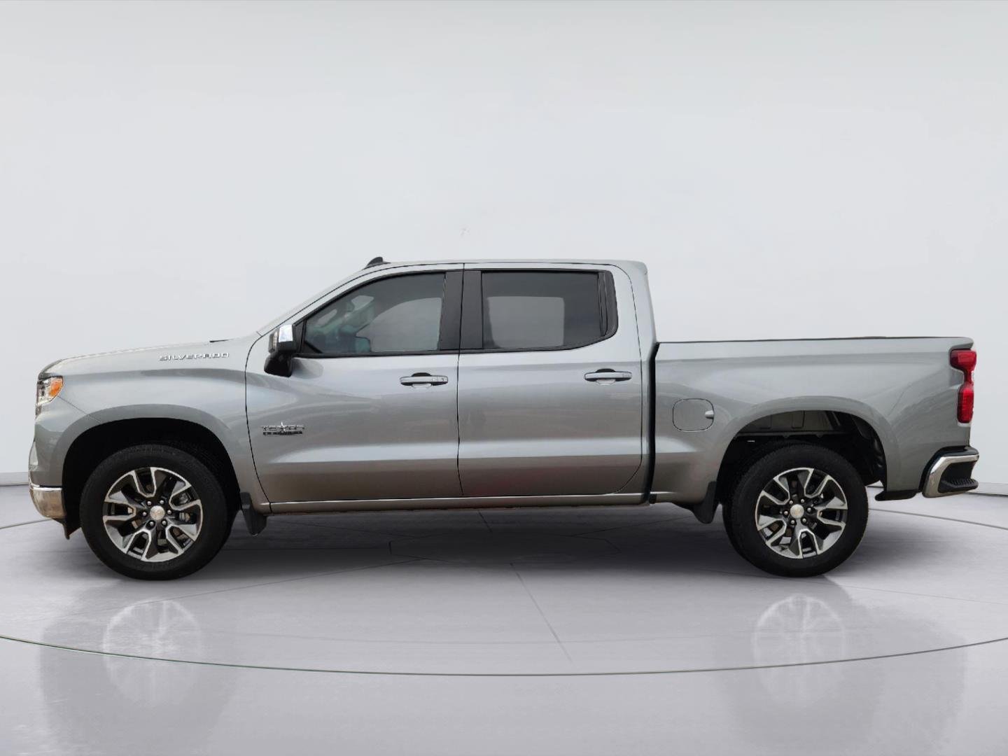 2023 Chevrolet Silverado 1500 photo 4 of 33
