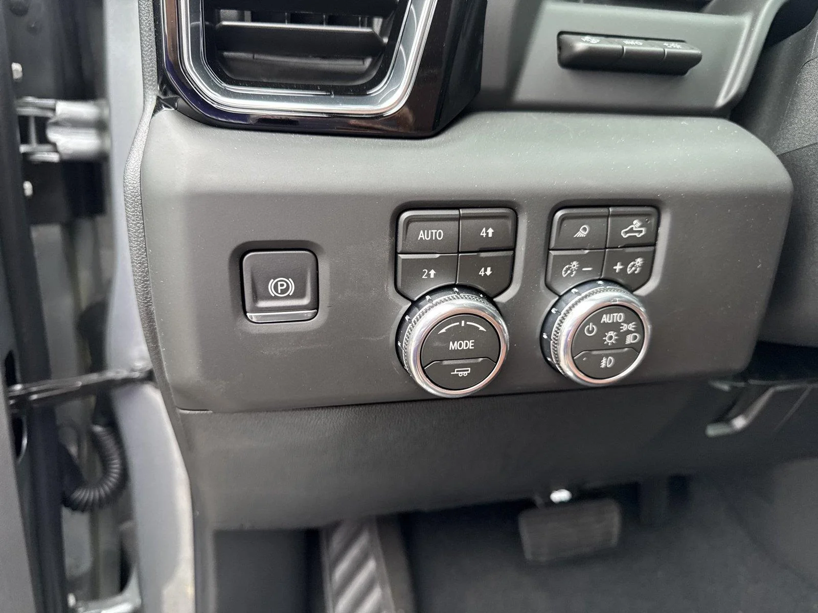 New 2026 Sterling Metallic GMC Denali Ultimate image 20