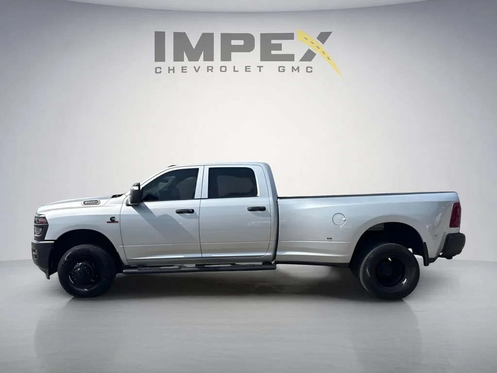 Used 2026  Ram Tradesman image 2