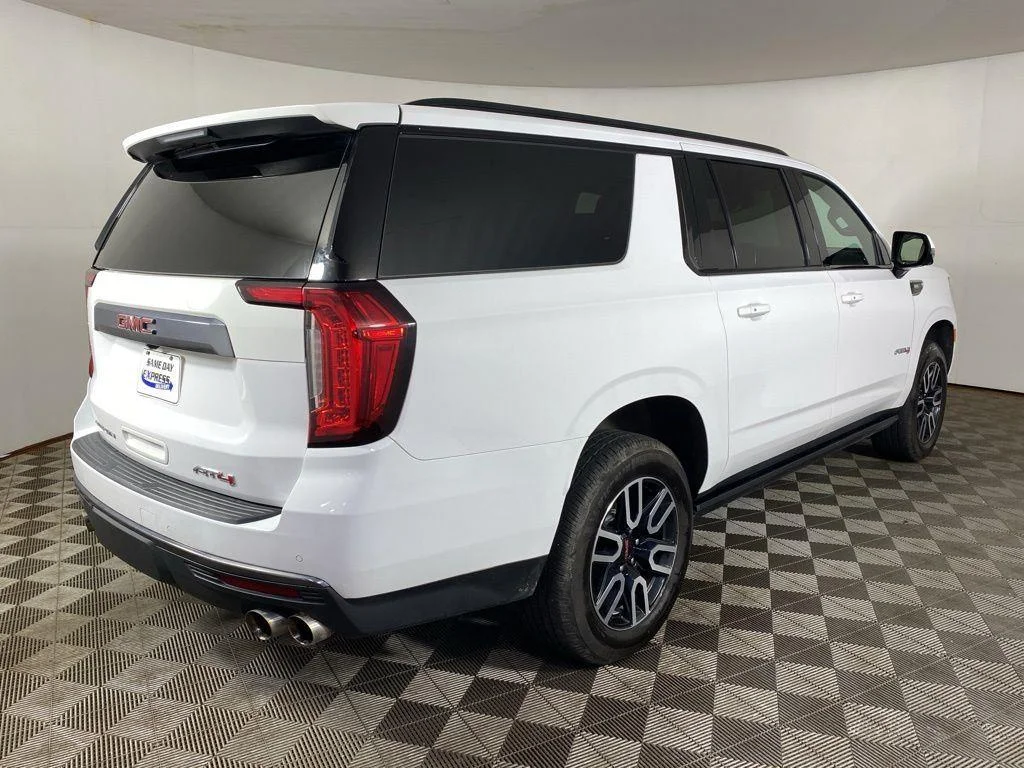 Used 2023 Summit White GMC 4WD AT4 image 24