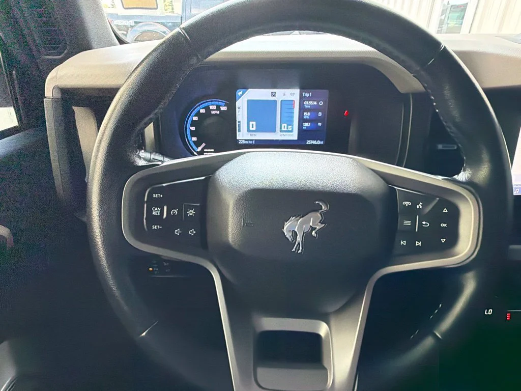 Used 2023 Azure Gray Metallic Ford Wildtrak image 22