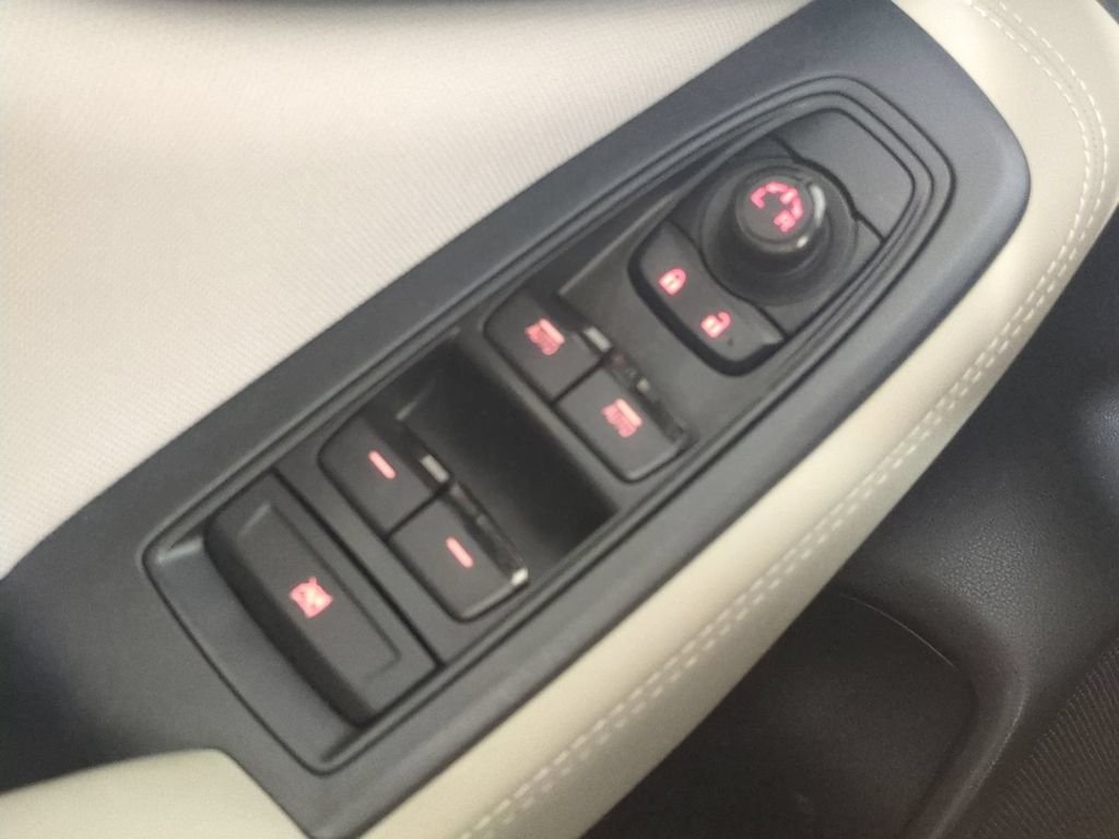 2021 Subaru Forester Premium - Photo 32