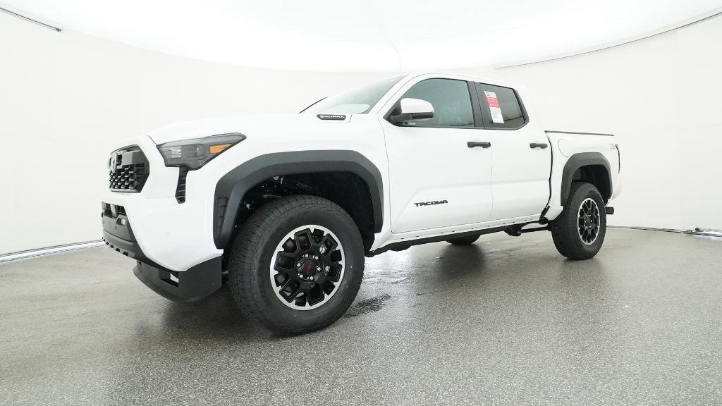 Used 2025 White Toyota  image 6