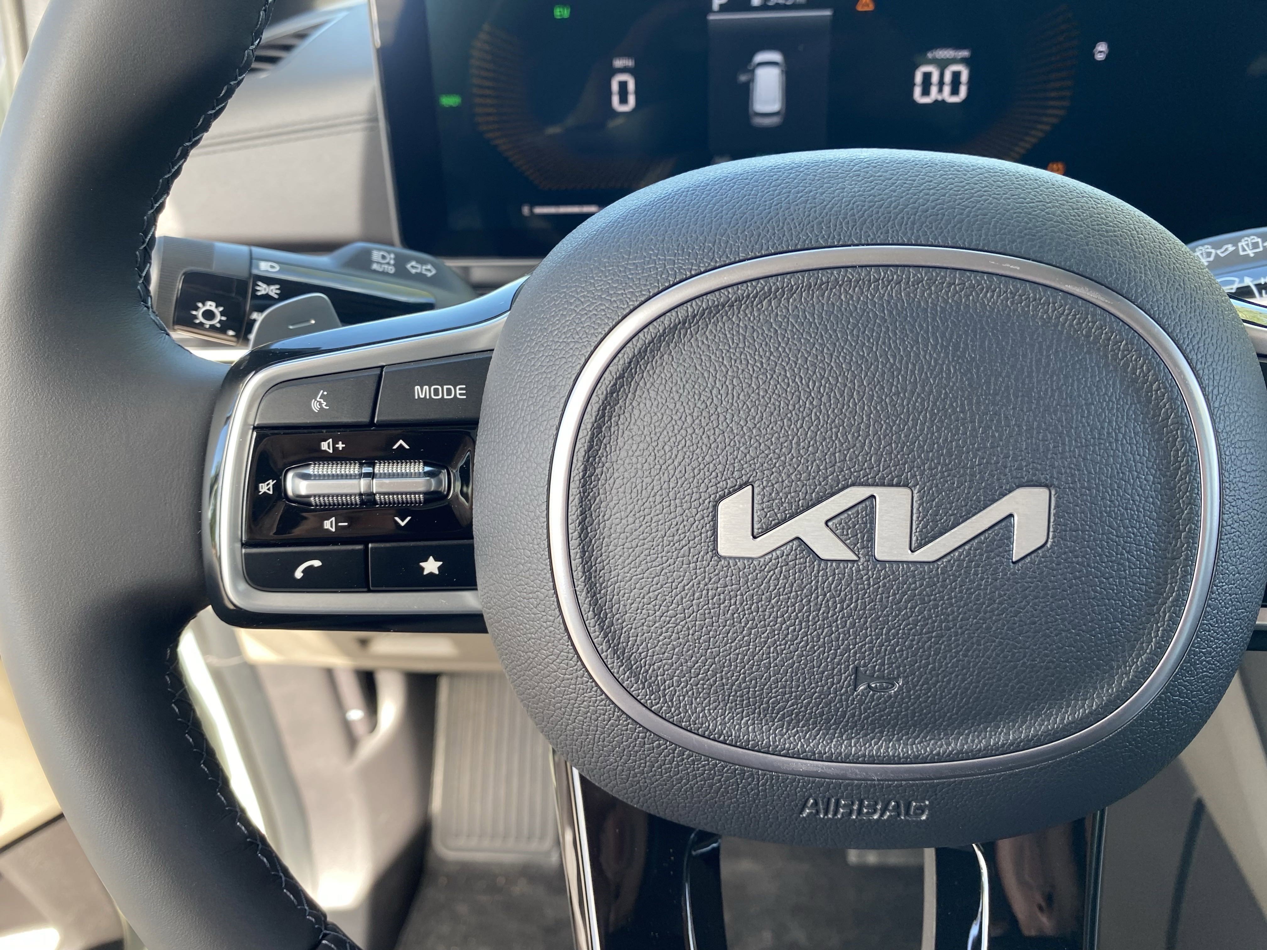 2026 Kia Carnival EX - Photo 22