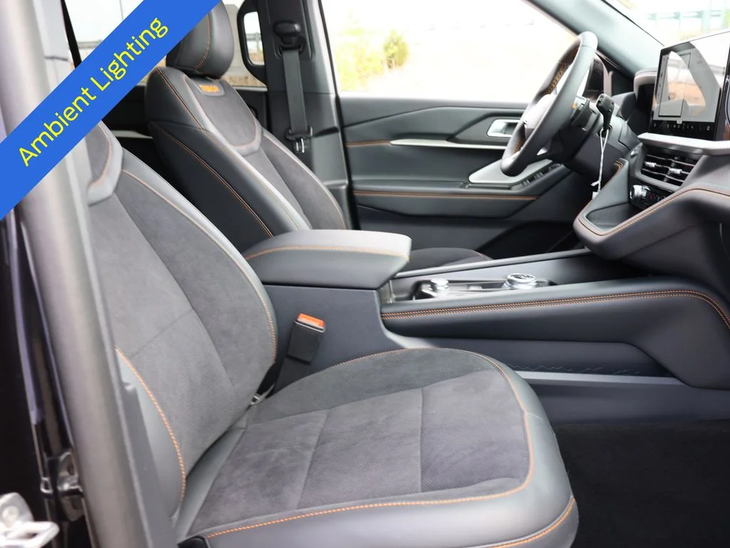 New 2026 Agate Black Metallic Ford Tremor® image 9