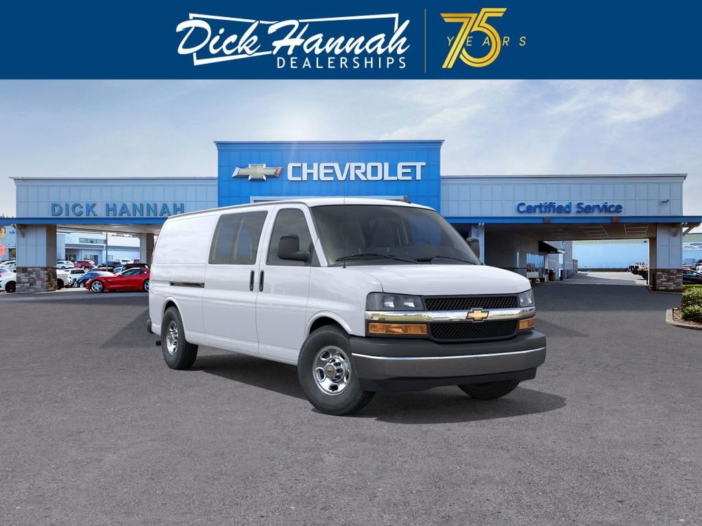 2025 Chevrolet Express 3500 Extended Work Van's photo