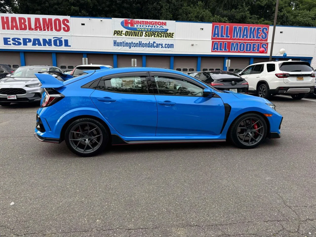 Used 2021 Boost Blue Pearl Honda Touring image 8
