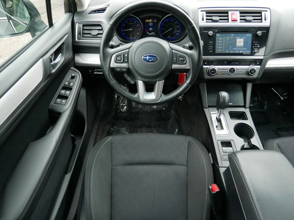 Used 2015 Black Subaru 2.5i image 12