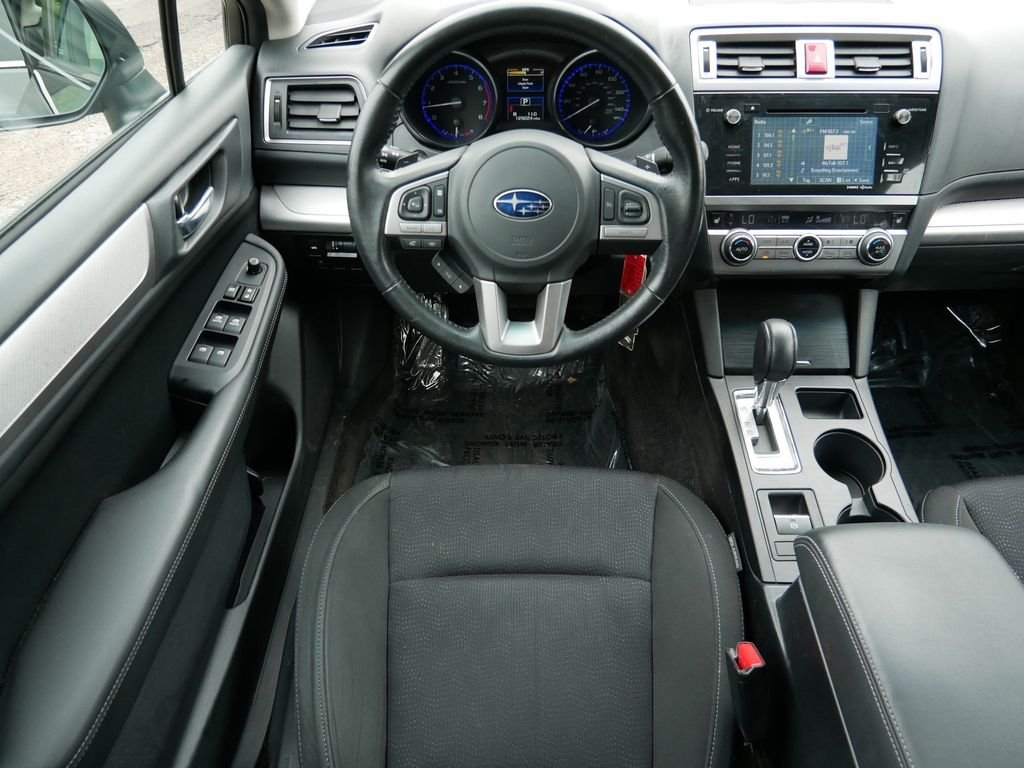 Used 2015 Black Subaru 2.5i image 12