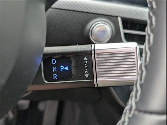 Used 2024 Carbon Blue Hyundai SEL image 21