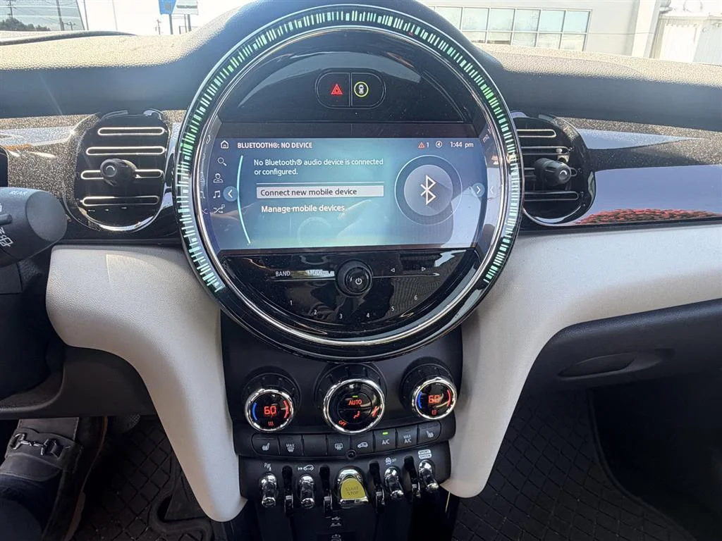 Used 2023 Nanuq White Metallic MINI Cooper SE image 12