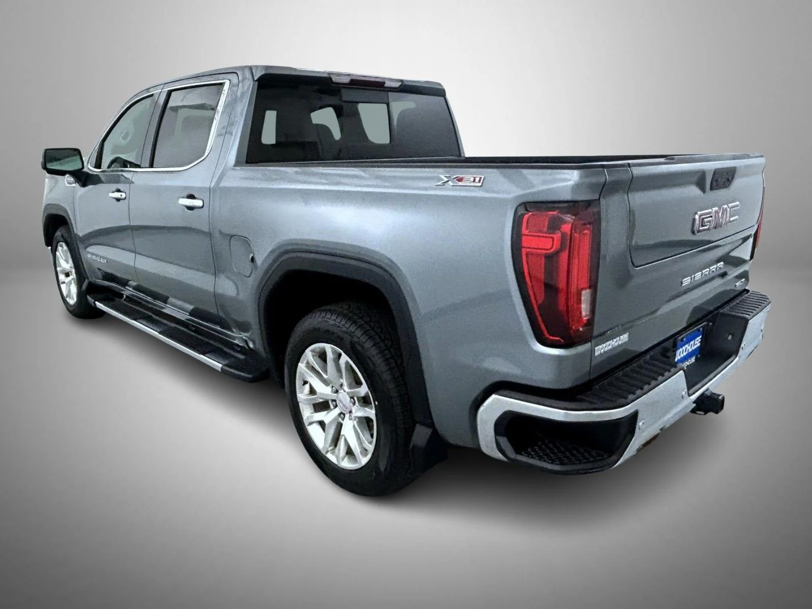 Used 2021 Gray GMC SLT image 7
