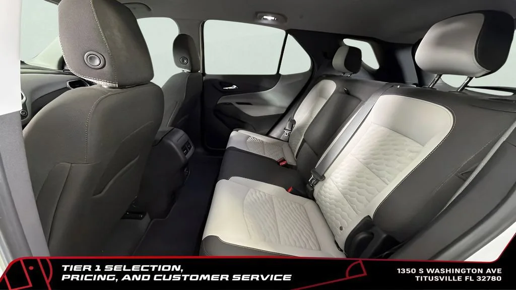 Used 2021 SUMMIT WHITE Chevrolet LT image 24