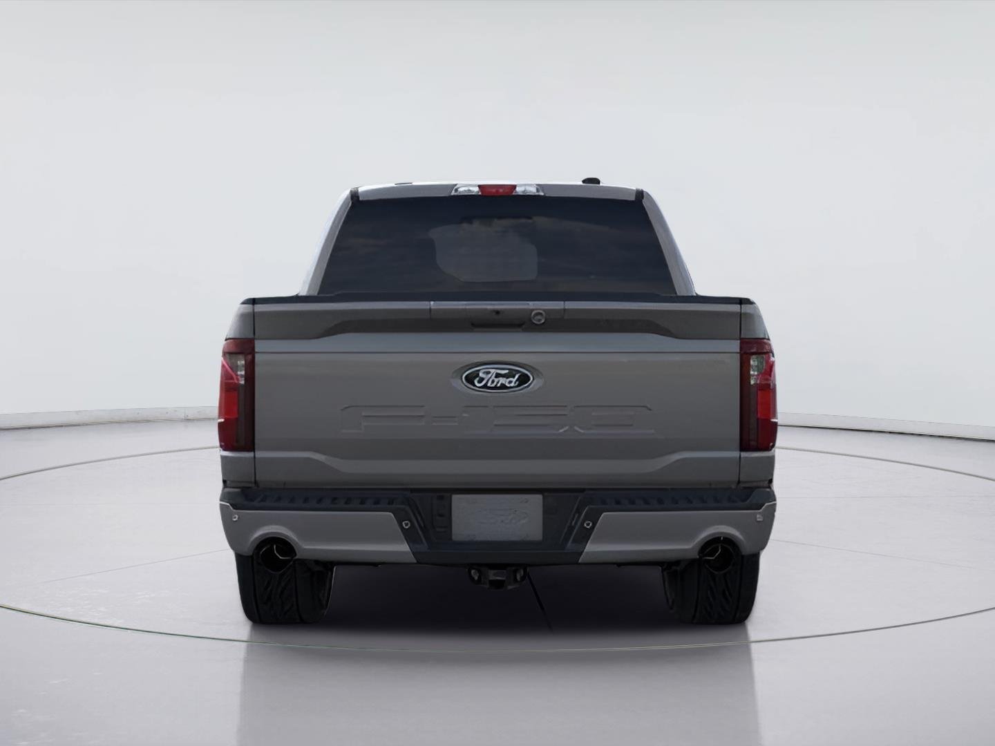 New 2026 Carbonized Gray Metallic Ford XLT image 5