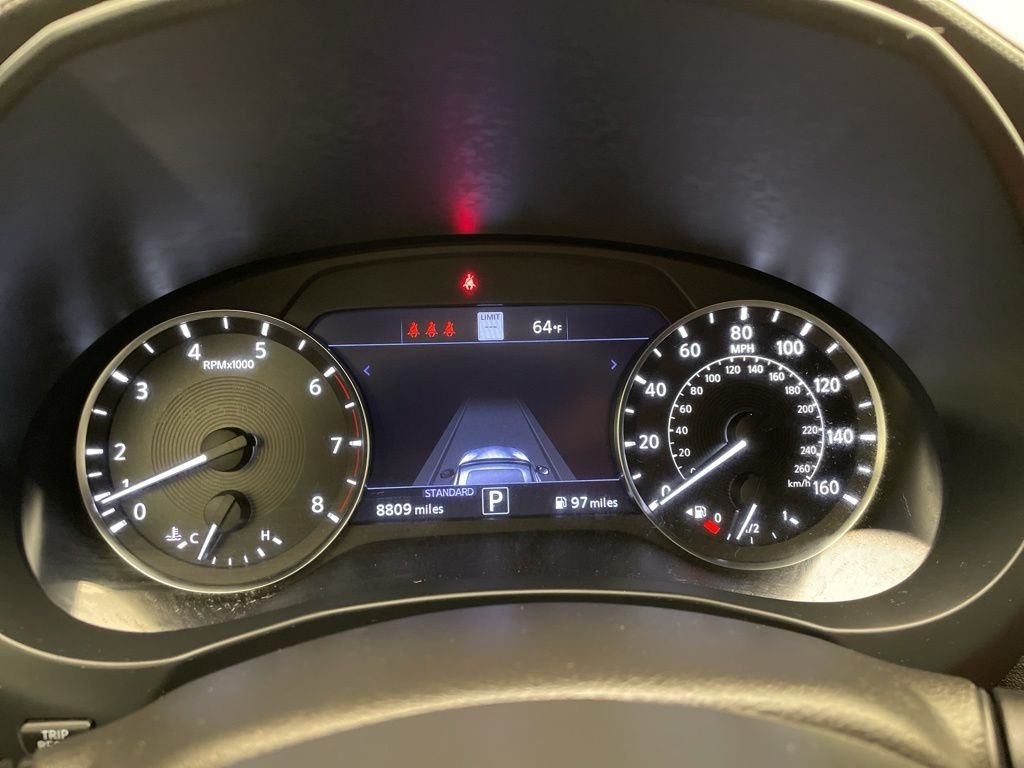 Used 2025 White INFINITI SENSORY image 12