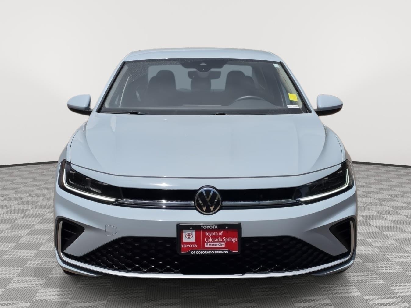 Used 2025 Monument Gray Volkswagen SE image 37