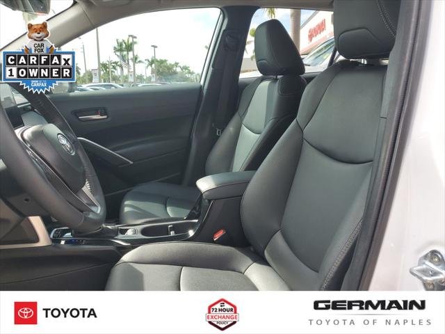 Certified Used 2025 WIND CHILL PEARL Toyota  image 19