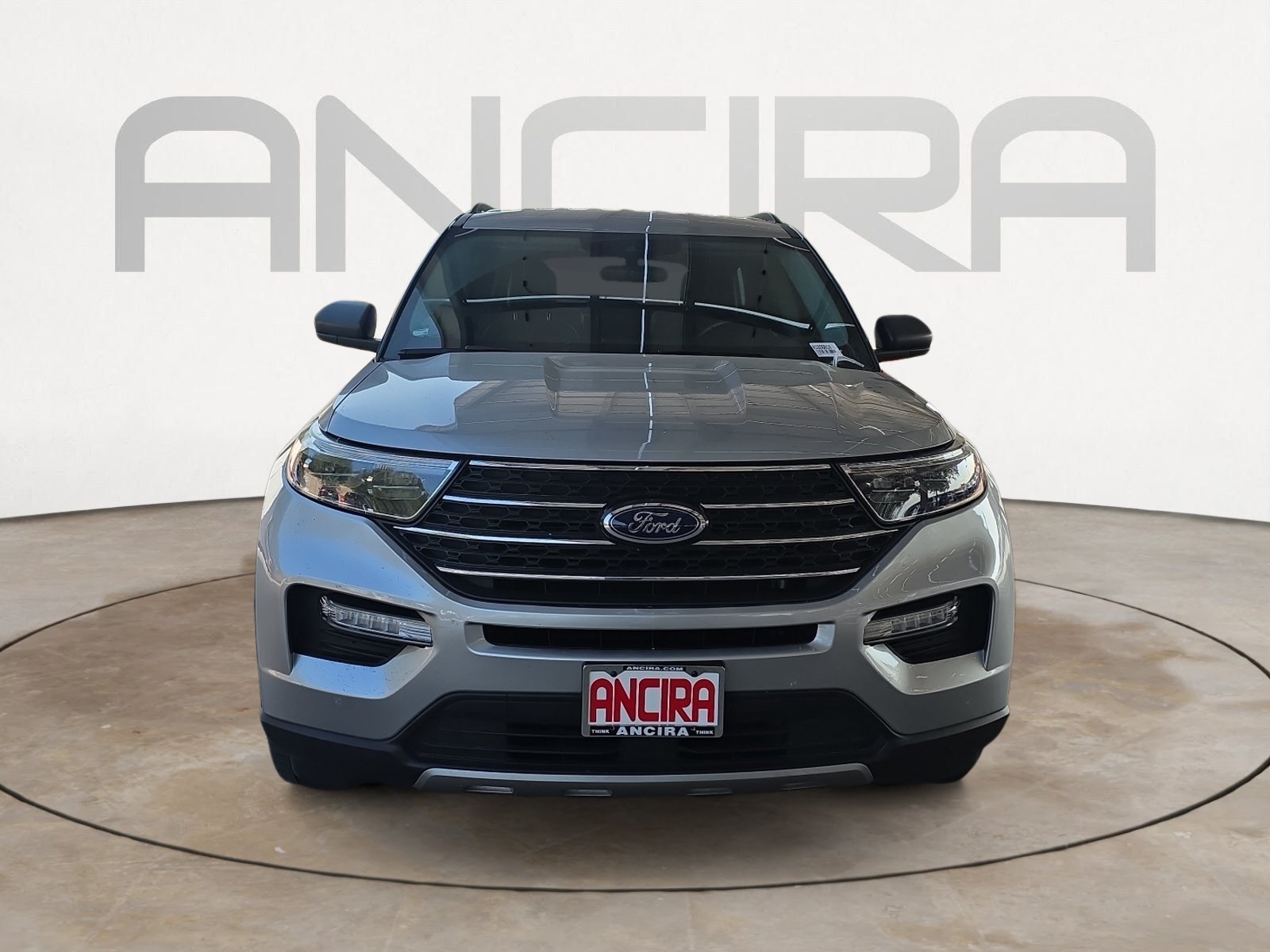 Used 2023 Iconic Silver Metallic Ford XLT image 3