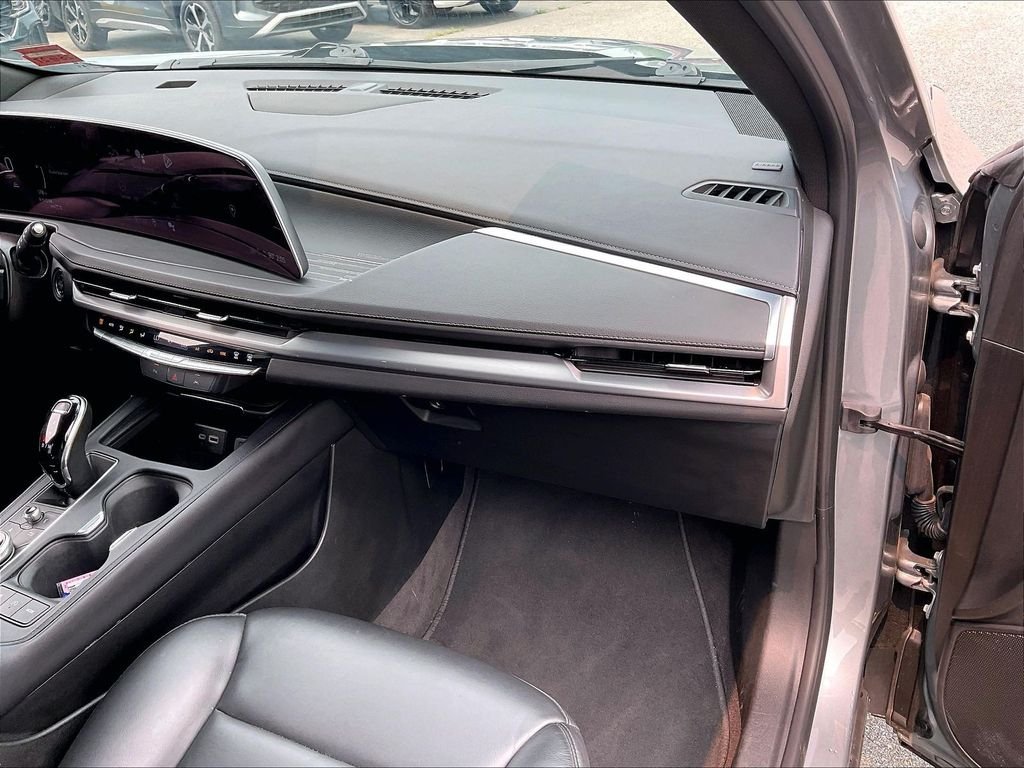 Used 2024 Argent Silver Metallic Cadillac Premium Luxury image 12