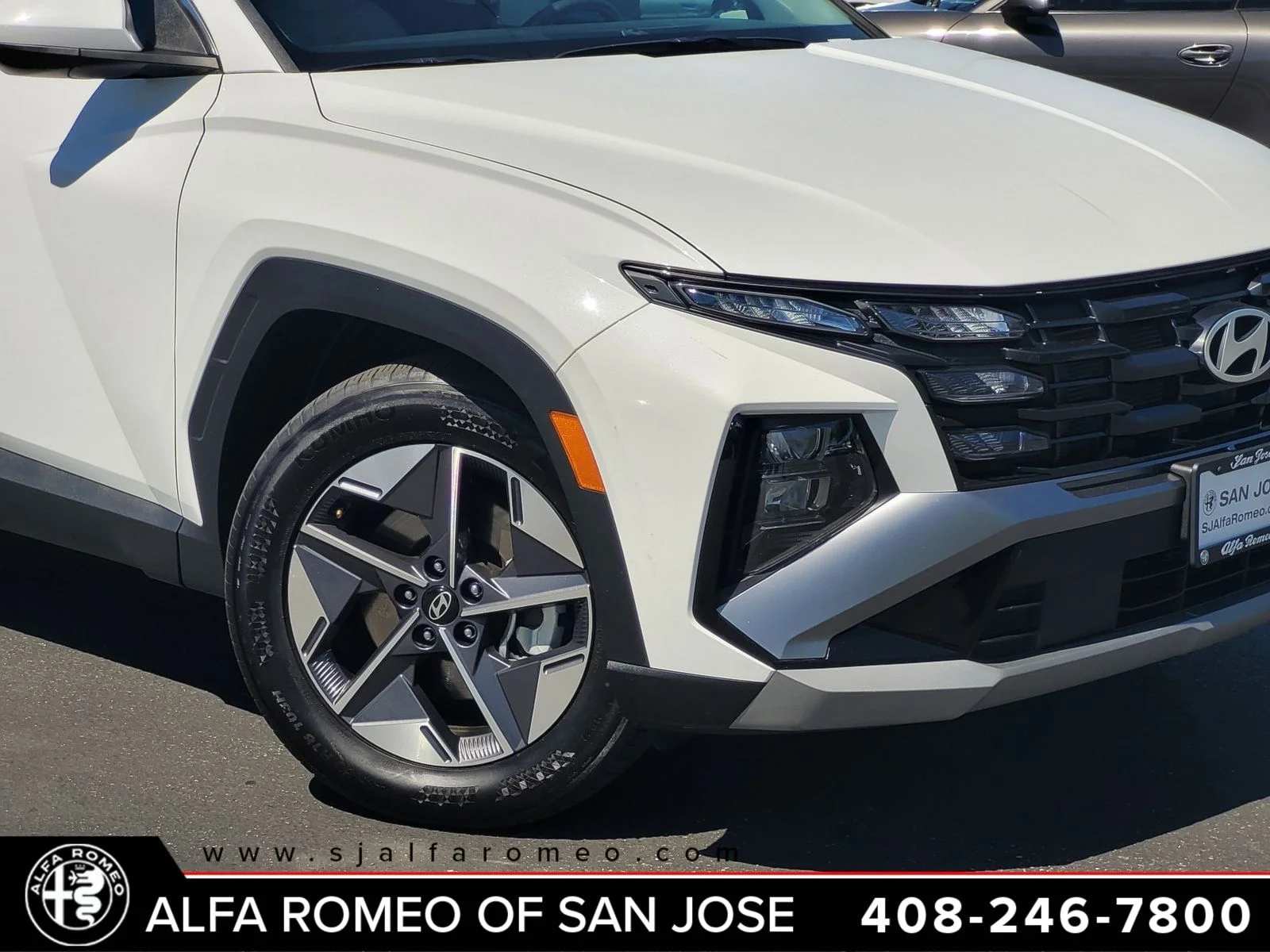 Used 2025 White Hyundai SEL image 5